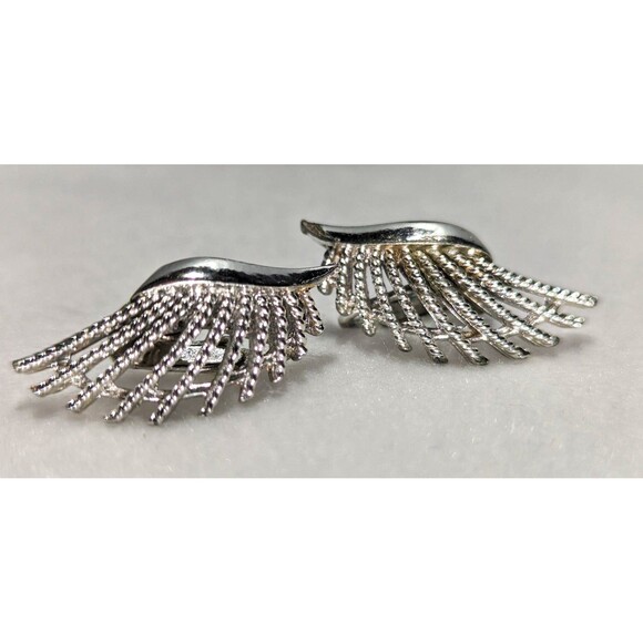 Coro Silver Tone Wing Climbers Clip Ons - Picture 5 of 6